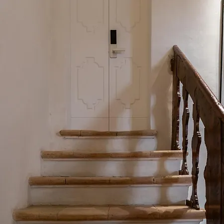 ベッド・アンド・ブレックファスト Palazzo Sbaraglini アッシジ