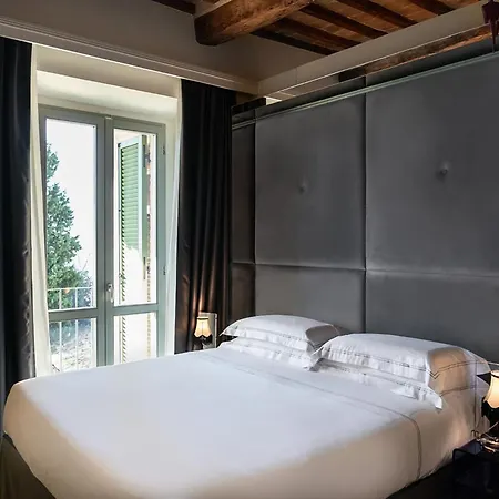 Palazzo Sbaraglini Bed & Breakfast 4*