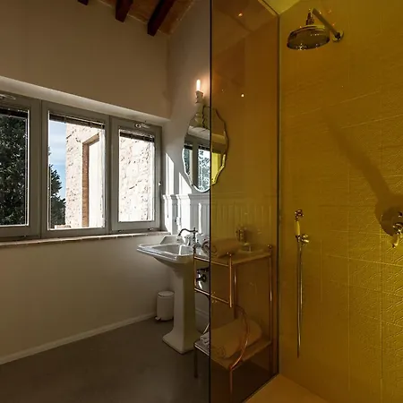 Palazzo Sbaraglini ベッド・アンド・ブレックファスト アッシジ