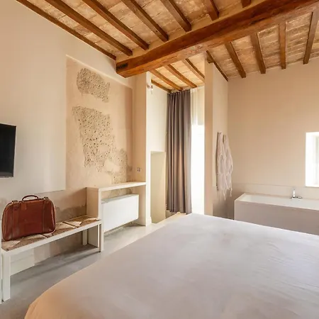 Palazzo Sbaraglini 4* Asís