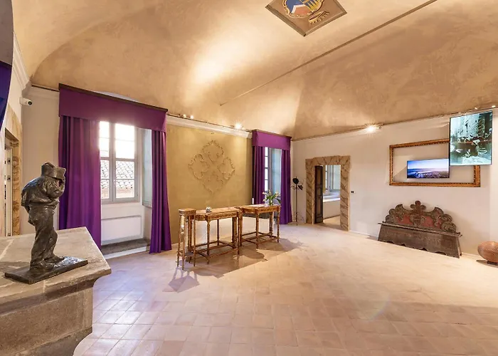 Palazzo Sbaraglini Nocleg ze śniadaniem 4*