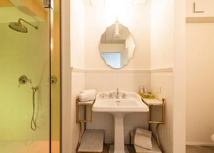 Palazzo Sbaraglini 4* Asyż