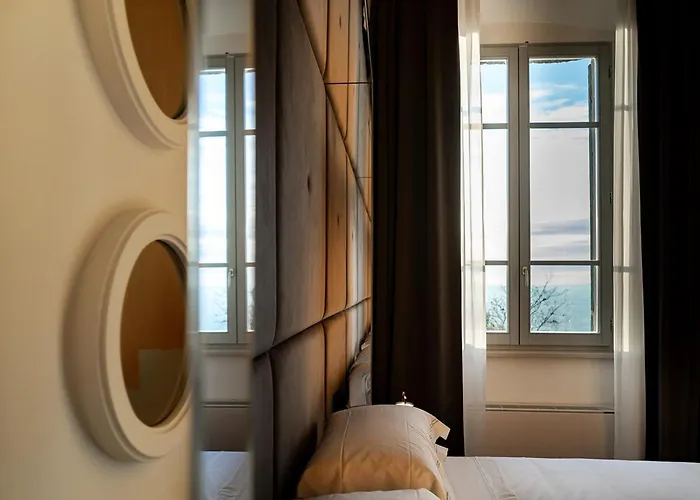 Palazzo Sbaraglini 4* Asyż