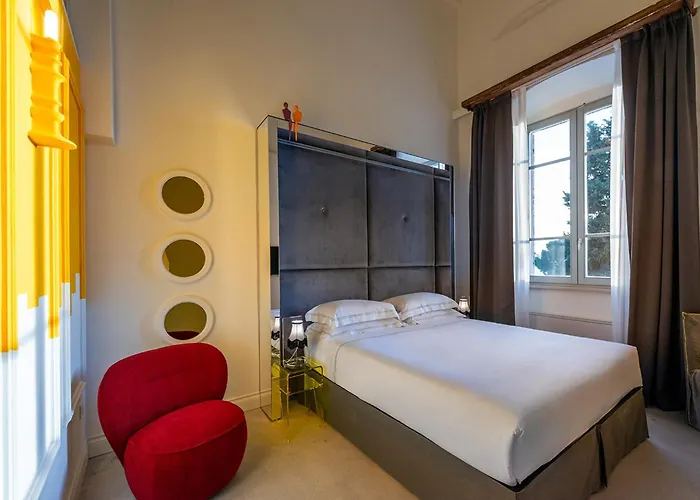 Palazzo Sbaraglini 4* Asyż