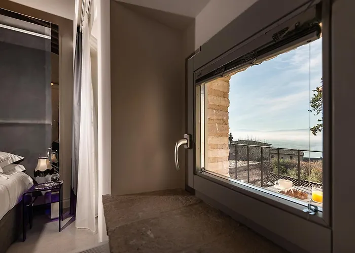 Palazzo Sbaraglini Nocleg ze śniadaniem