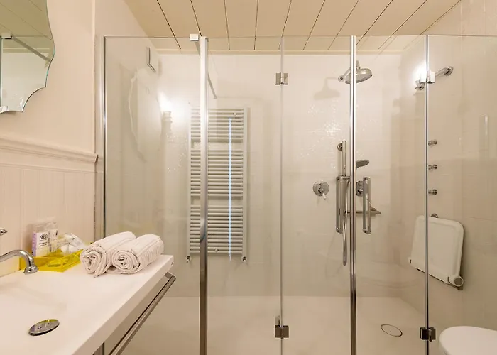 Palazzo Sbaraglini 4* Asyż