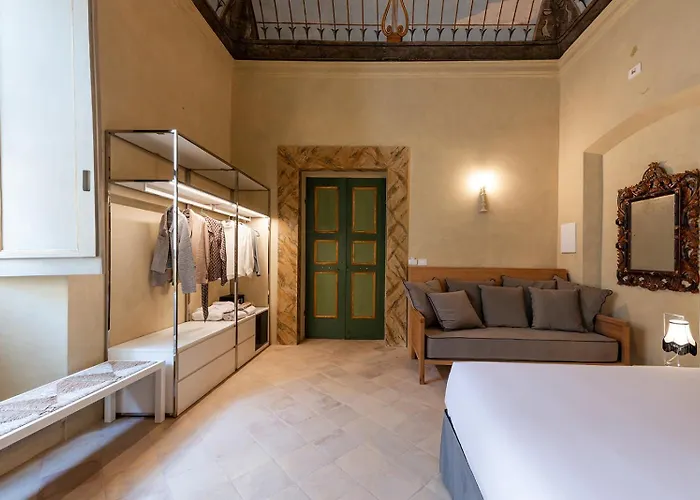 Palazzo Sbaraglini 4* Asyż