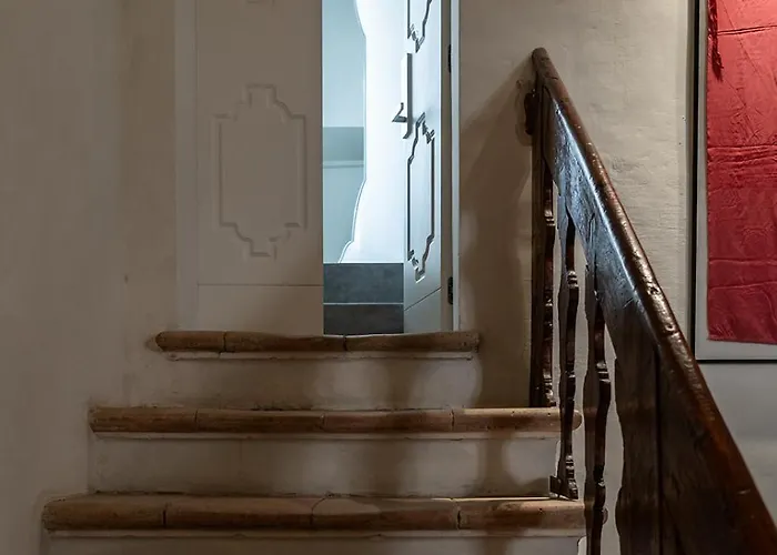 Nocleg ze śniadaniem Palazzo Sbaraglini 4*